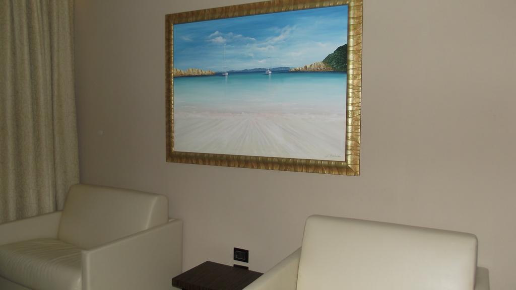 Hotel Excelsior La Maddalena  Buitenkant foto