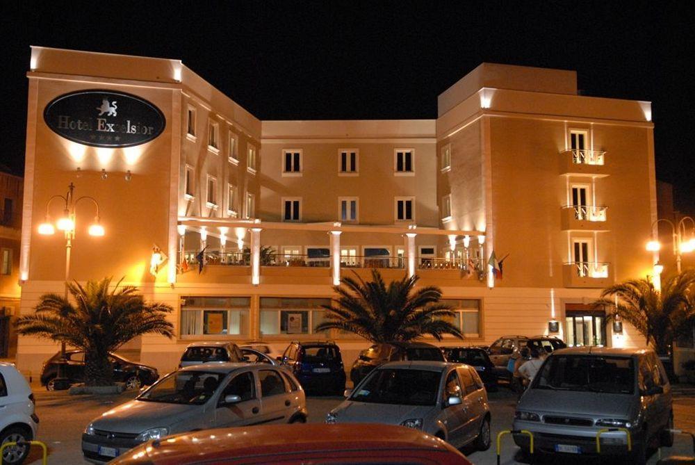 Hotel Excelsior La Maddalena  Buitenkant foto